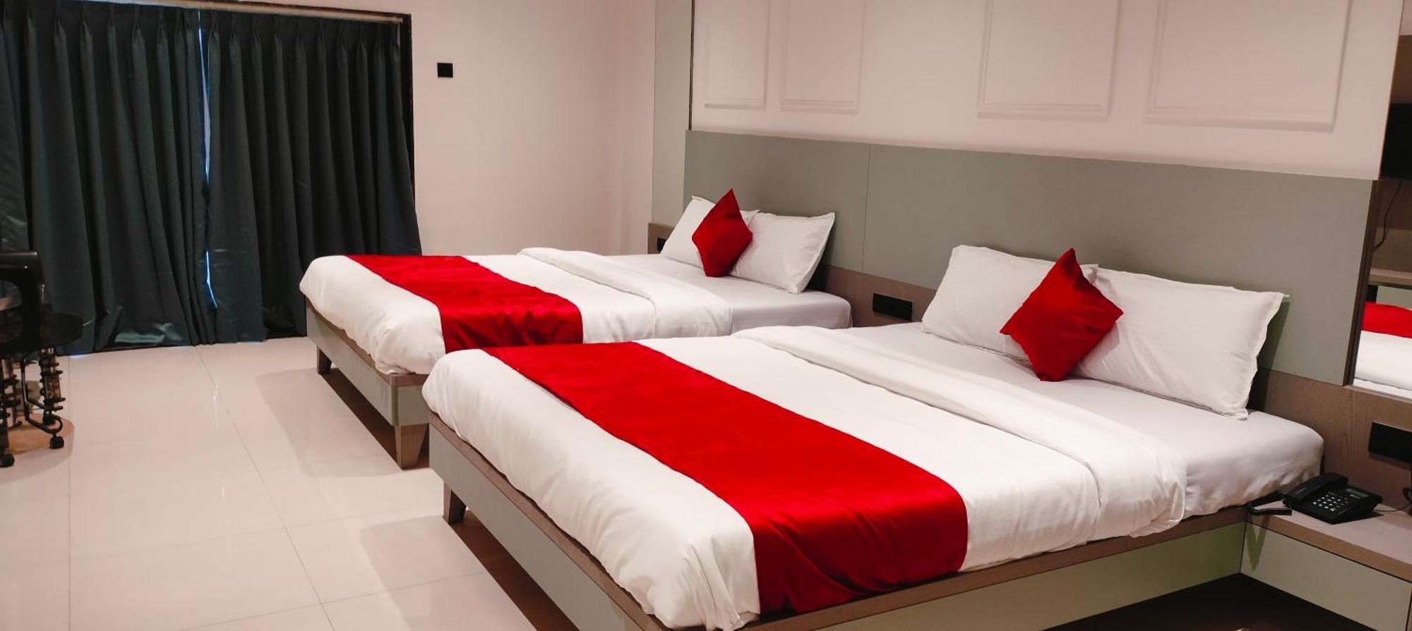 Golden Resort Igatpuri Exterior photo
