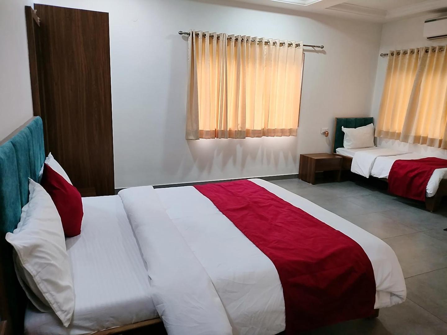 Golden Resort Igatpuri Exterior photo