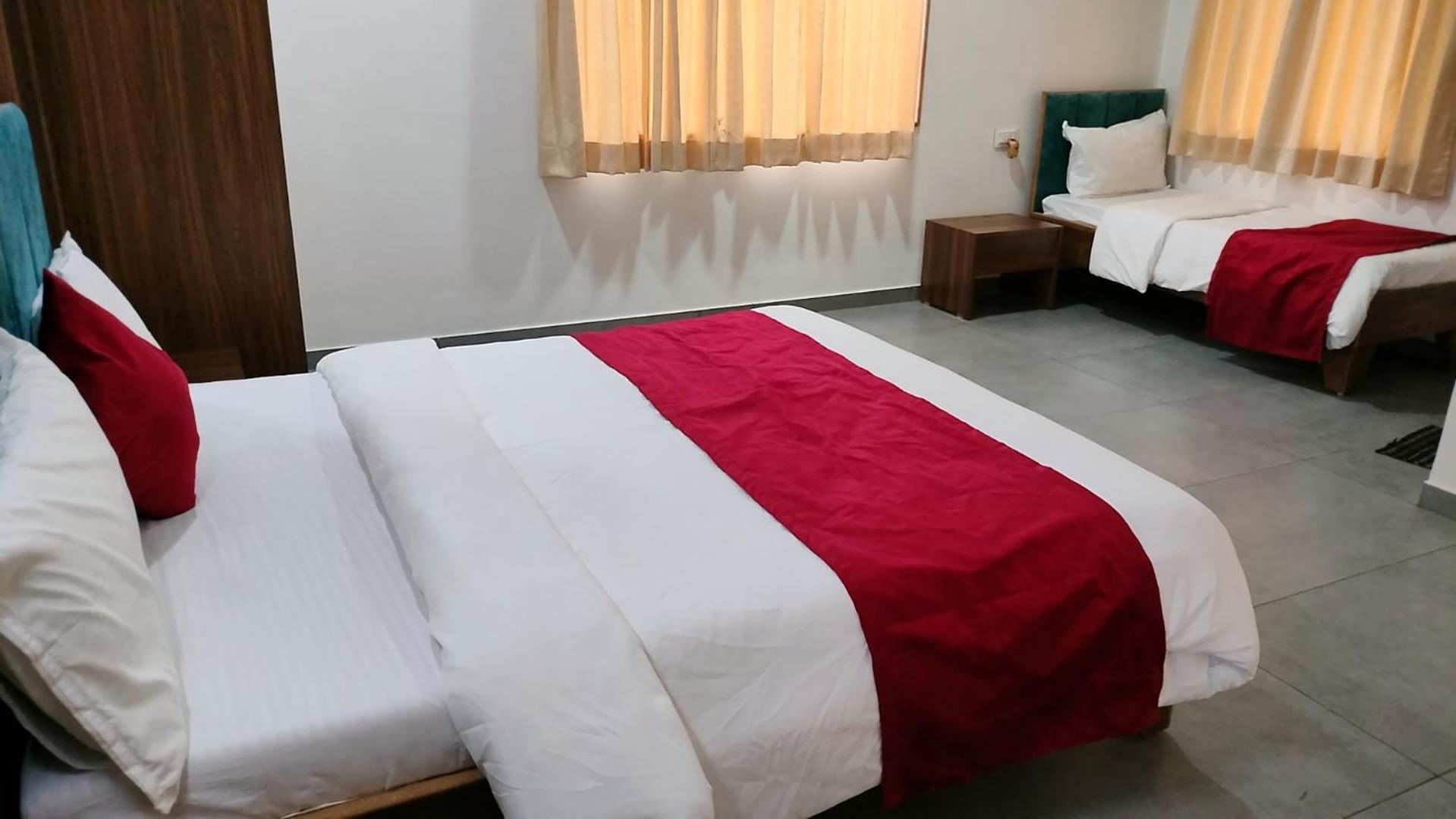 Golden Resort Igatpuri Exterior photo
